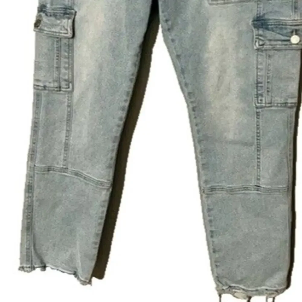 KanCan Jeans Size 9 High Rise Jeans Blue Light Wash Relaxed Loose Fit Raw Hem